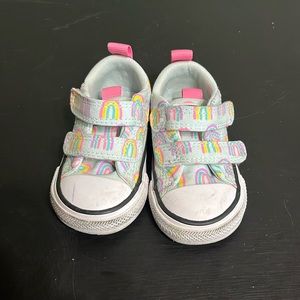Rainbow pattern Converse size 3C